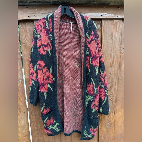 Free People floral cardigan - Picture 2 of 10